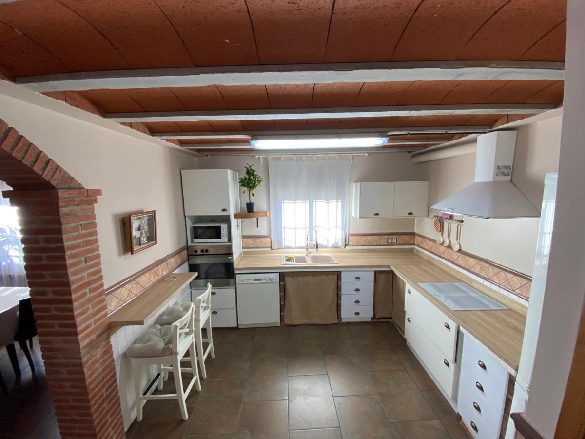 Villa Moli Den Burch Santa Eulalia de Ronsaná Esterno foto