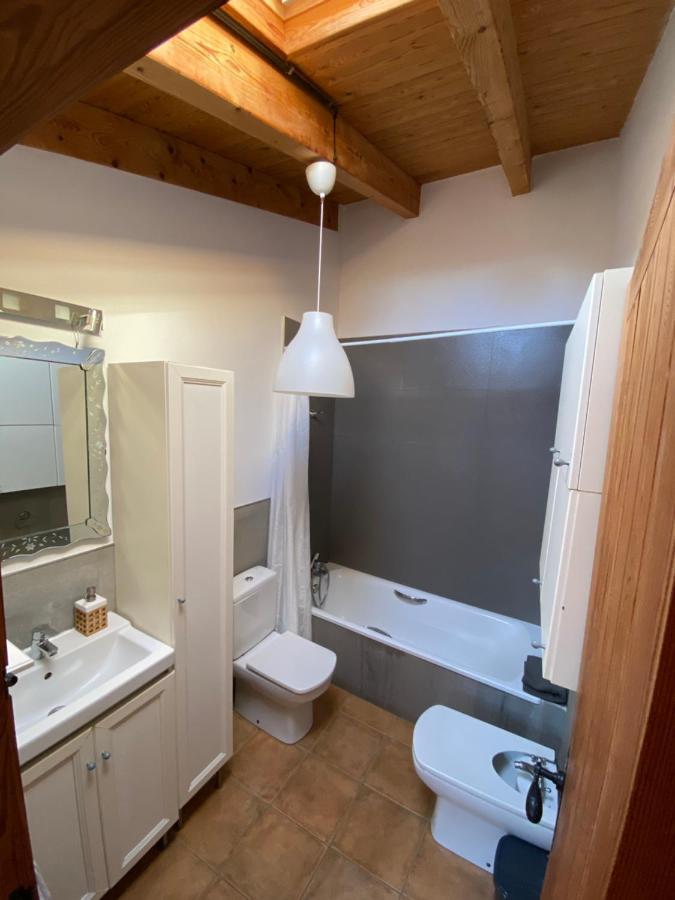 Villa Moli Den Burch Santa Eulalia de Ronsaná Esterno foto