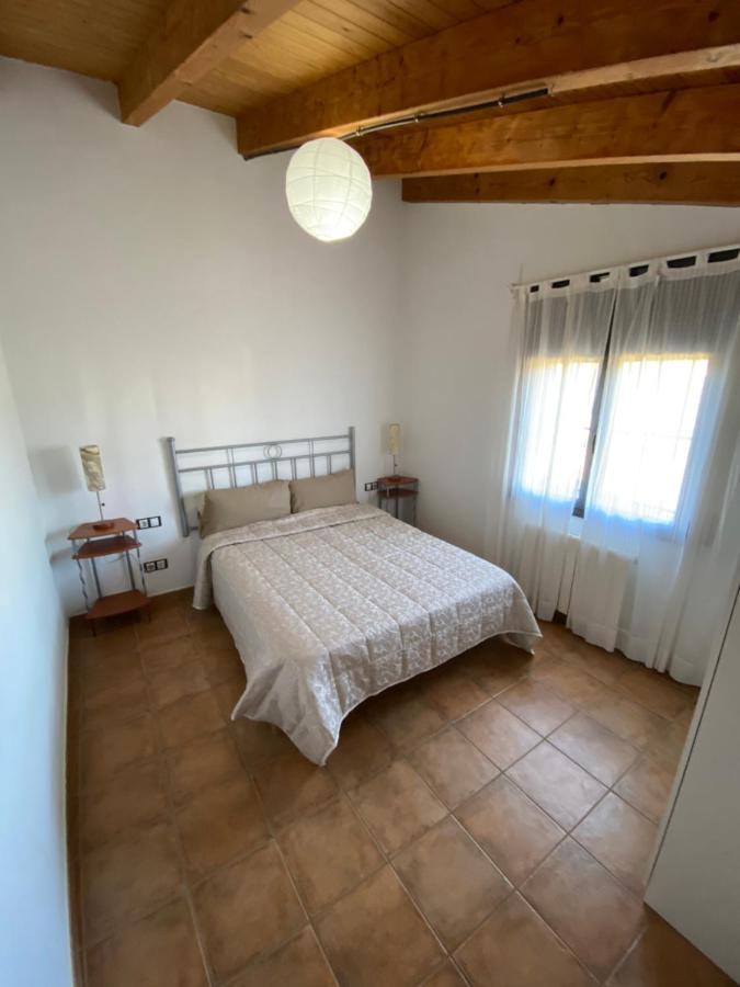 Villa Moli Den Burch Santa Eulalia de Ronsaná Esterno foto