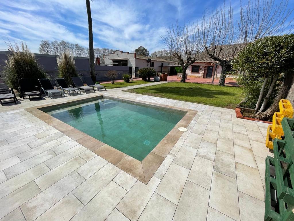 Villa Moli Den Burch Santa Eulalia de Ronsaná Esterno foto