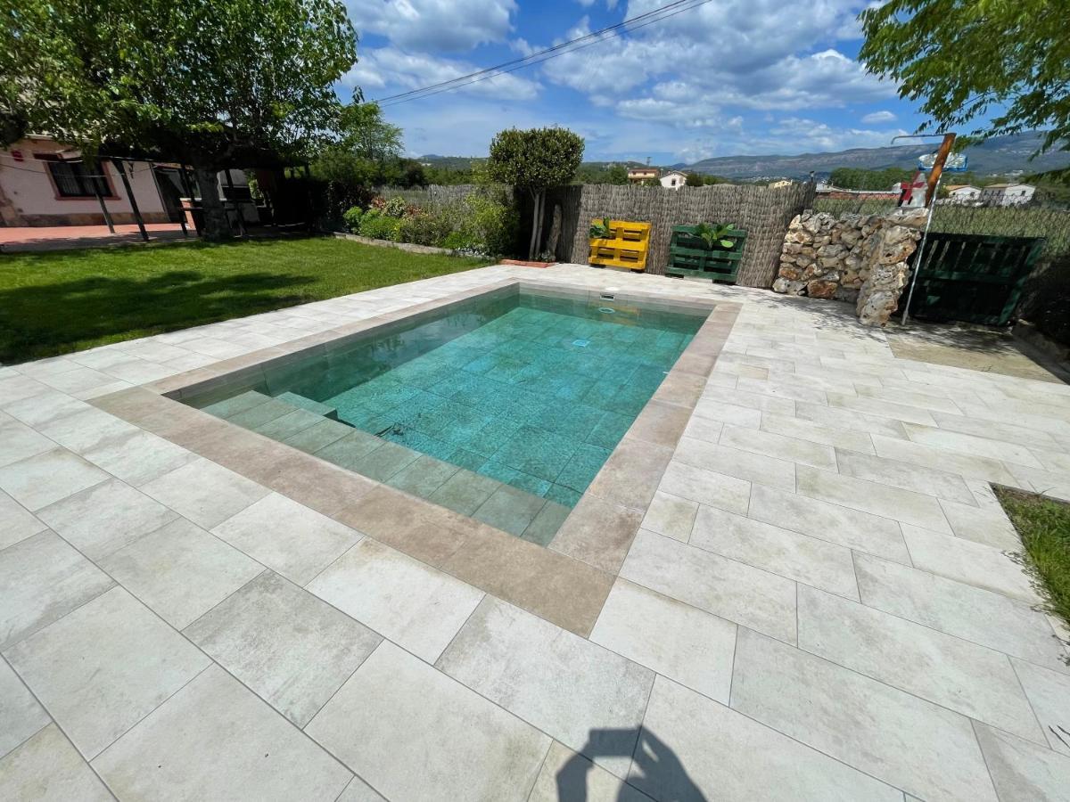 Villa Moli Den Burch Santa Eulalia de Ronsaná Esterno foto