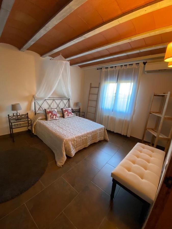 Villa Moli Den Burch Santa Eulalia de Ronsaná Esterno foto
